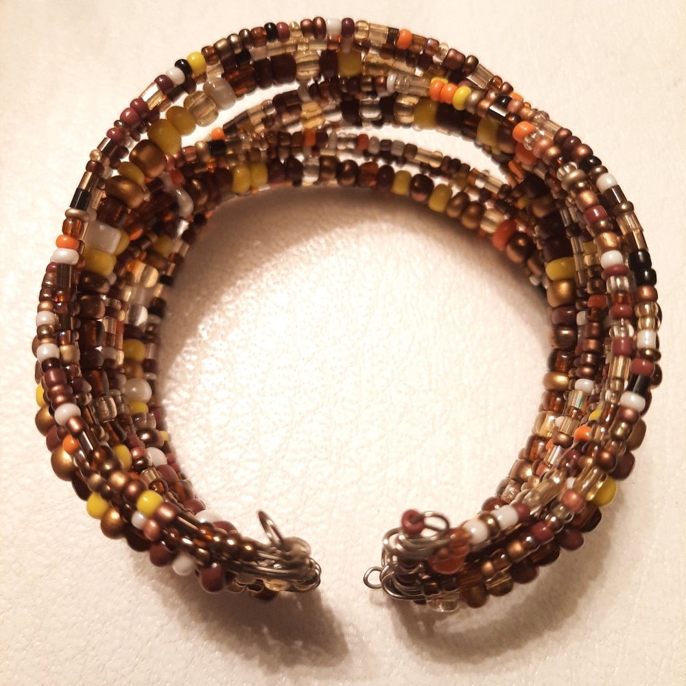 Beaded bracelet - Picture 2 of 5
